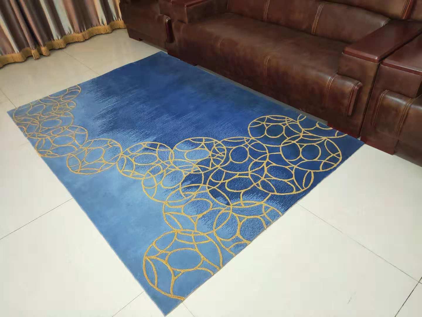 hand tufted wool rug