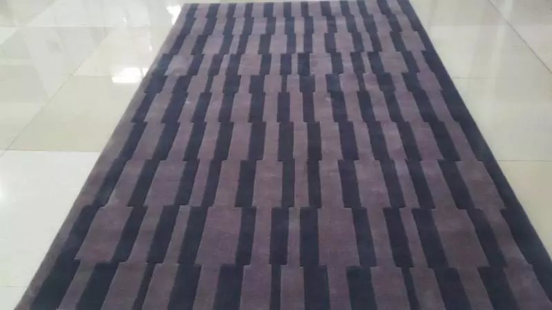 hand tufted rug